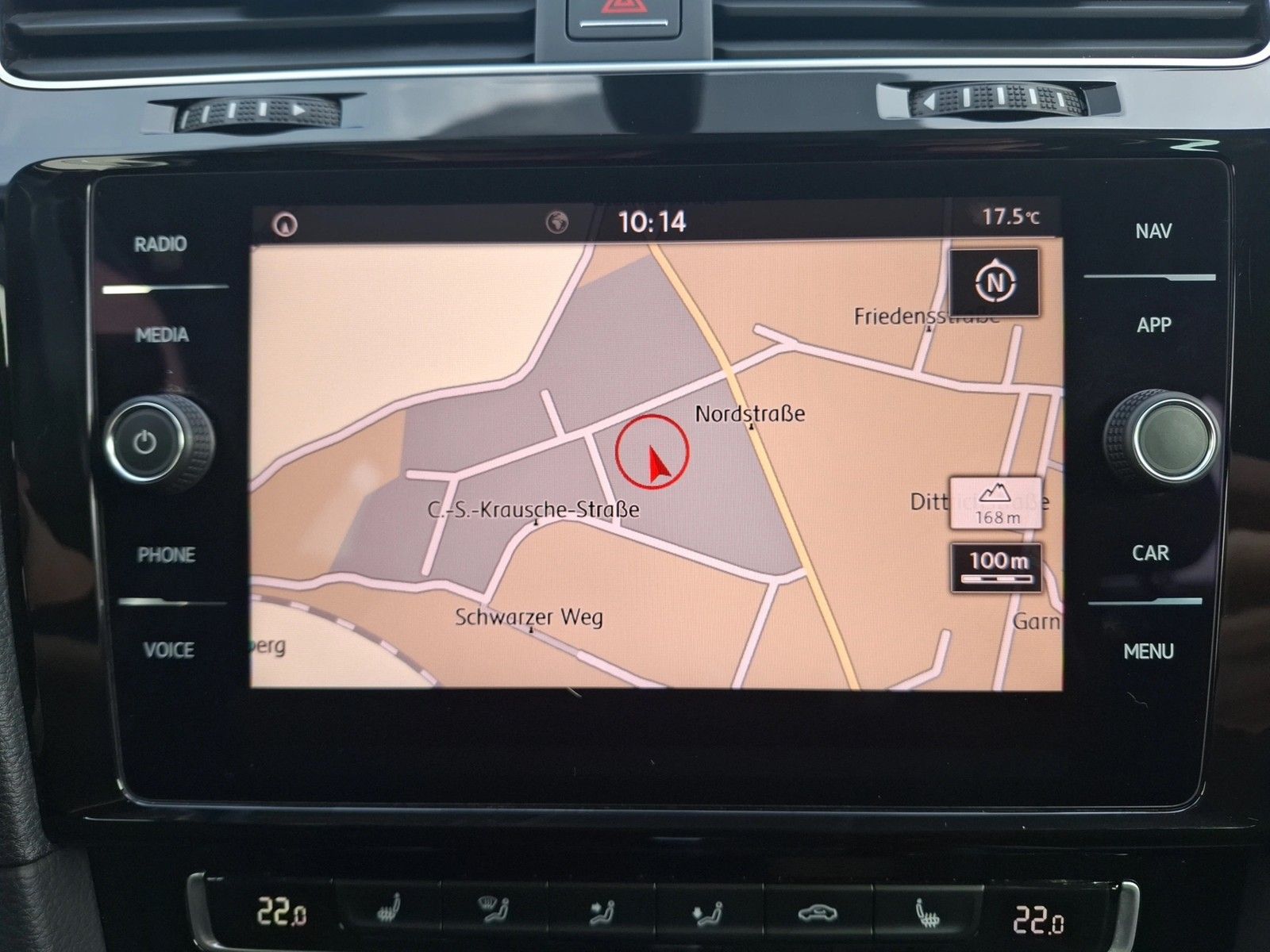 Fahrzeugabbildung Volkswagen Golf VII Variant TDI Join DSG Navi PDC SH LM