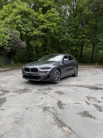BMW sDrive20i 192PS M Sport X Pano LED Navi 2.Hand