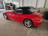 BMW Z3 1.8 - - rote BMW Z3
