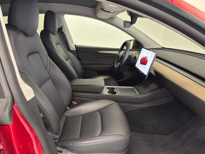Tesla Model Y Long Range Dual Motor awd IVA ESPO imagem 3