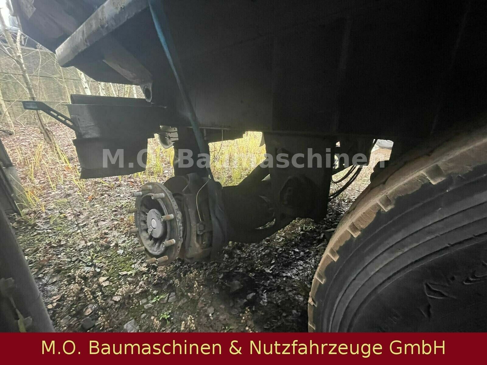 Fahrzeugabbildung Trailor SYY3 FP / 3 Achser / Luft / Plane /