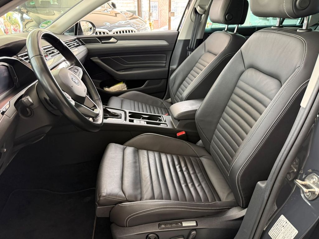 VW Passat Variant - Bild 13