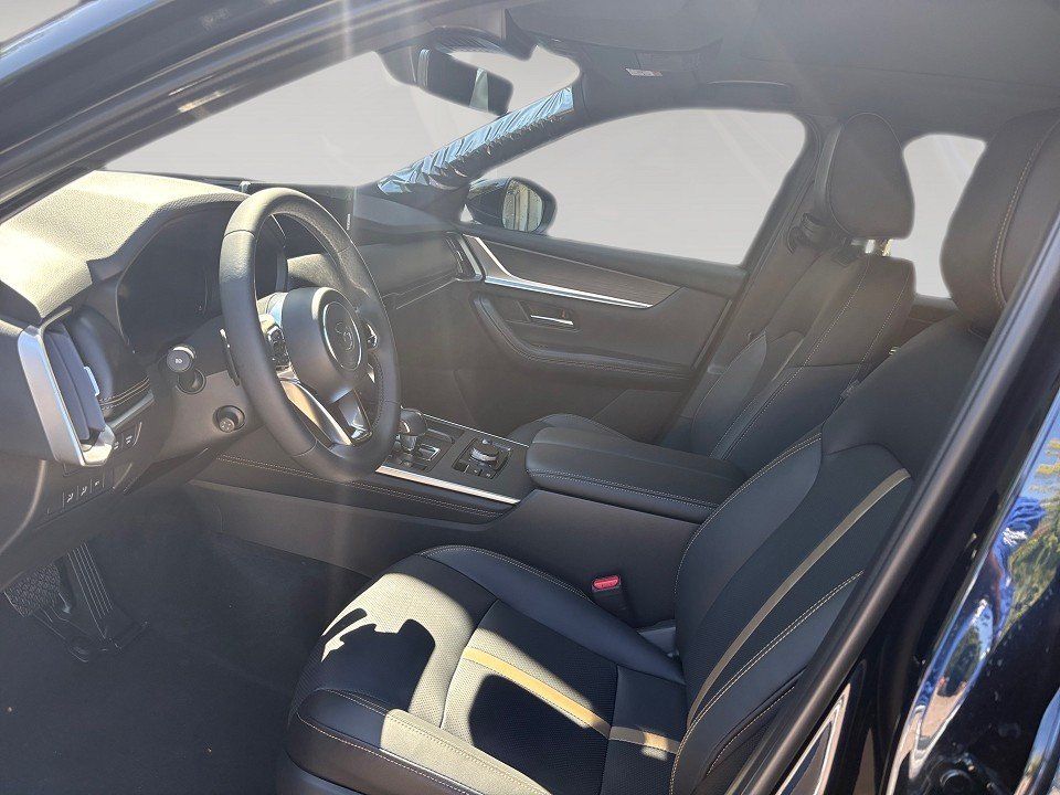 Fahrzeugabbildung Mazda CX-80 3.3d 254PS AWD Homura PANO CAHO