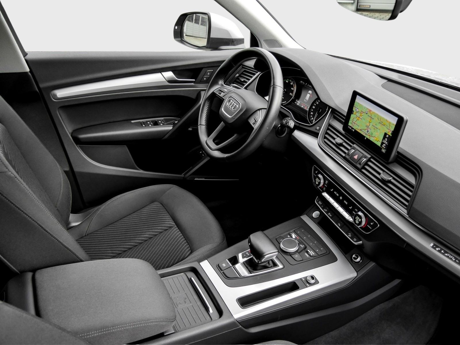 Audi Q5 50 TFSI e Xenon Navi AHK B&O Luftf. Tour 19" imagem 3