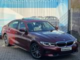 BMW 330e Sport Line Glasdach LASER HuD RFK Ad.M.Fahr - BMW 330: Limousine