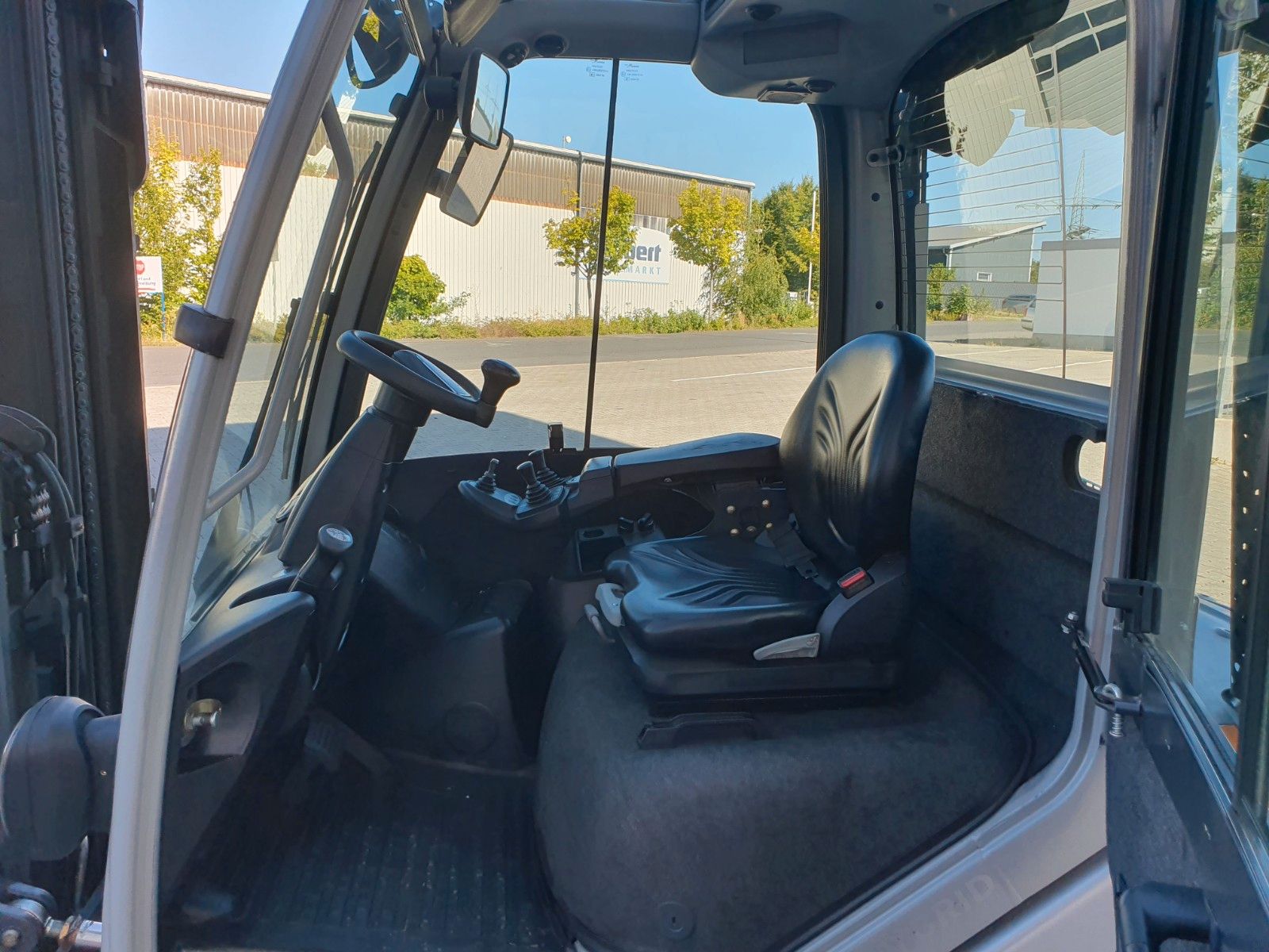 Fahrzeugabbildung Still RX70-35 / Triplex: 4.80m / nur 2.876h! / Klima