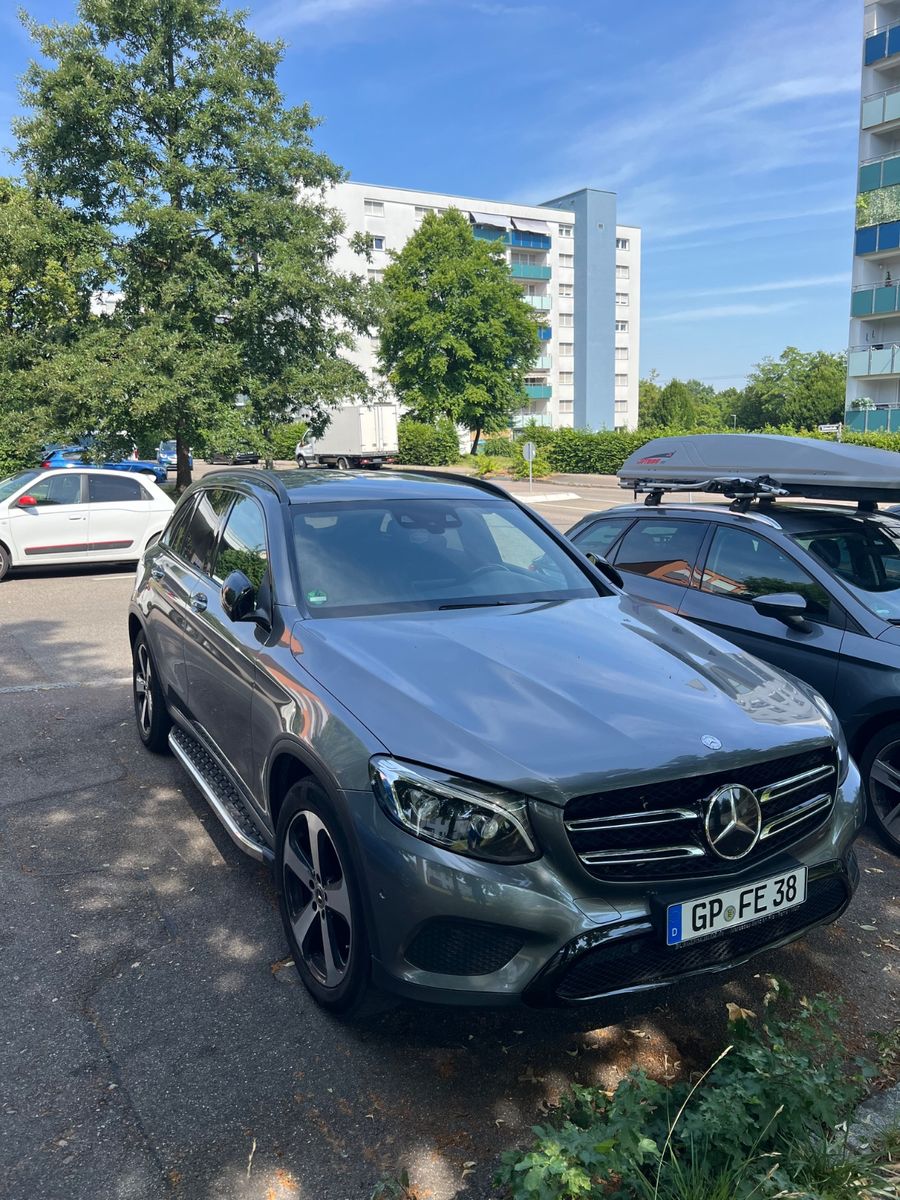 MERCEDES-BENZ GLC 220 d 4MATIC AMG Line Autom. AMG Line