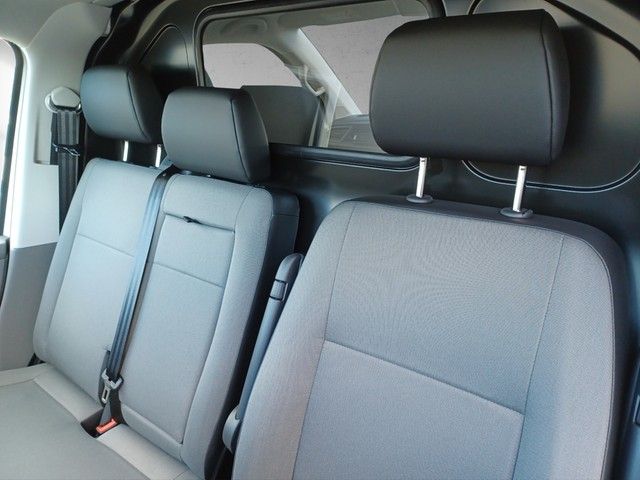 Fahrzeugabbildung Volkswagen T6 Transporter T6.1 TDI Kasten LED AHK Klima RFK