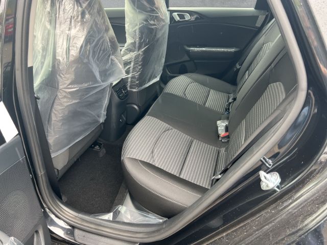 Fahrzeugabbildung Kia Ceed VISION 1.5 T-GDI DCT *KOMFORT-PLUS-PAKET*