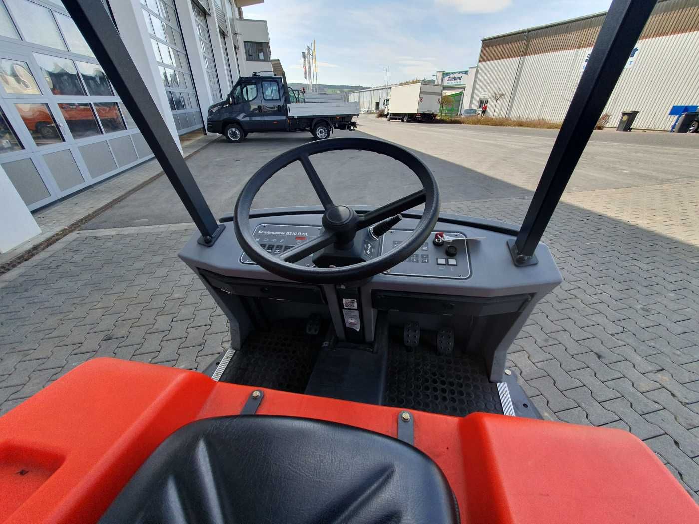 Fahrzeugabbildung Hako Scrubmaster B310 R CL / nur 418h! / 2016