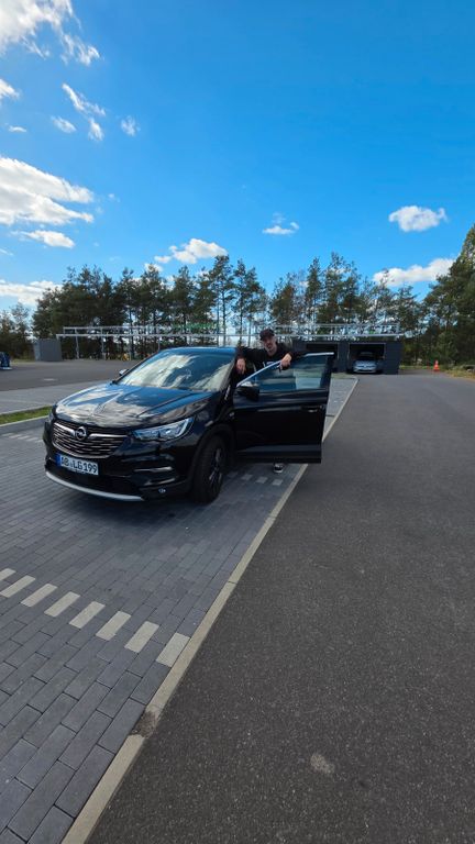 Image of Opel Grandland (X)