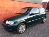 Volkswagen Polo 1.0 Editon -Klima- erst 85000 Km. 1.Hand - gebrauchte VW Polo aus dem Jahr 2001