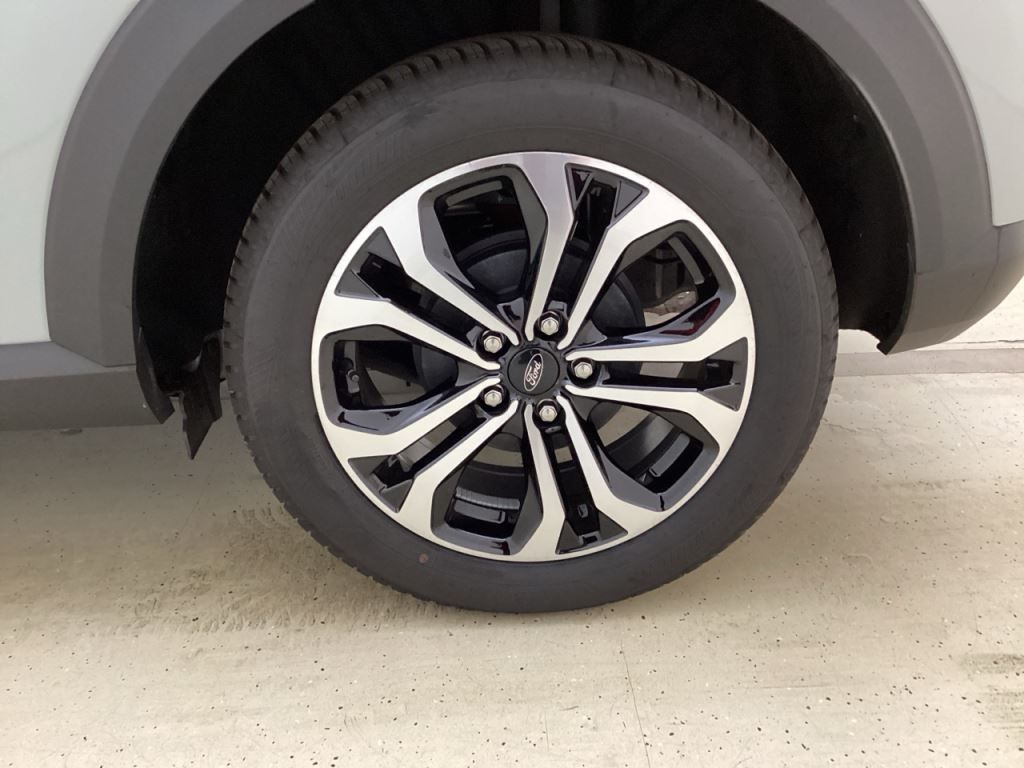 Fahrzeugabbildung Ford Puma Titanium Navi LED ACC El. Heckklappe