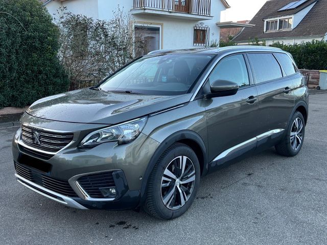 Peugeot 5008 Allure 7platz 1.5hdi