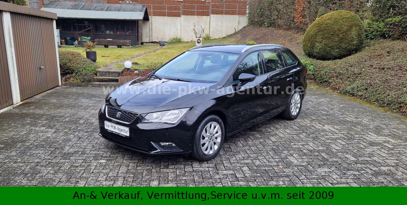 Seat Leon ST Style *PDC vo+hi*NAV*Scheckheft*2.HA*SHZ