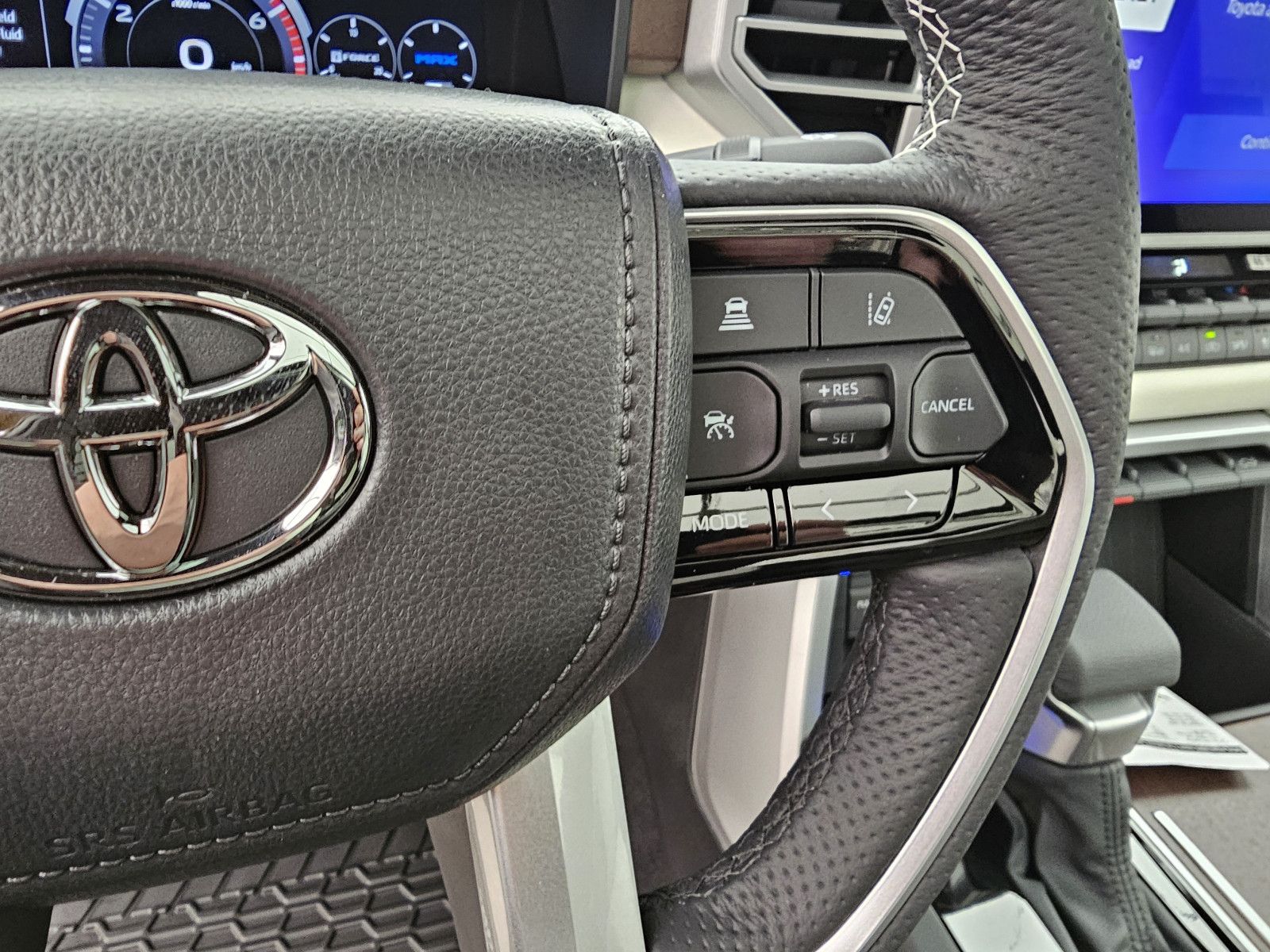 Fahrzeugabbildung Toyota Tundra Capestone T1: 74.000 EURO ! Stock !!!!!!!