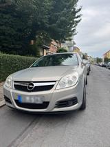 Opel Vectra C 1.8 - Opel Vectra mit Benzin-Antrieb: Limousine, 1.8