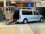 Volkswagen Caddy Maxi-Behindertengerecht-Rampe - mit Diesel-Antrieb: Behindertengerecht