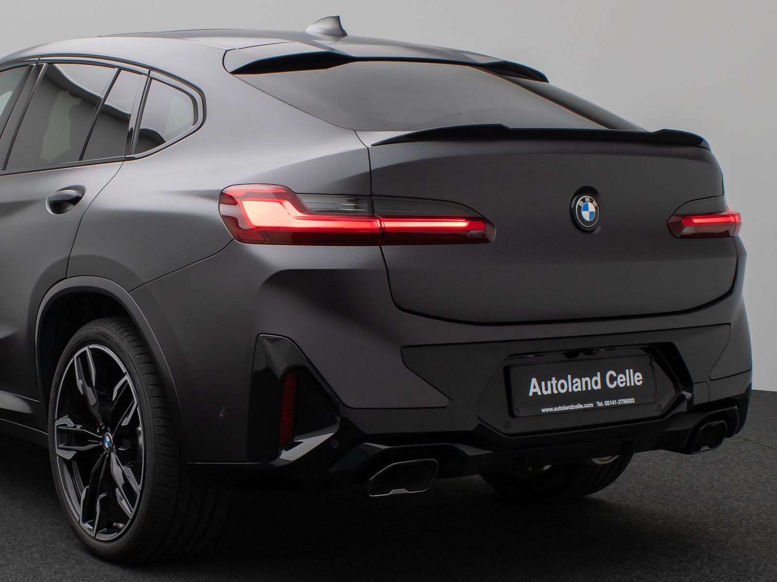 Fahrzeugabbildung BMW X4 M40i Panorama Kamera Laser HUD DAB H/K 21Zoll