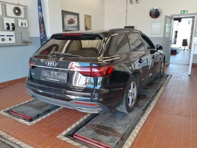 Audi A4 Avant *LED*NAVI*SHZ*KAMERA*16 LM*APP CONNECT* imagem 3