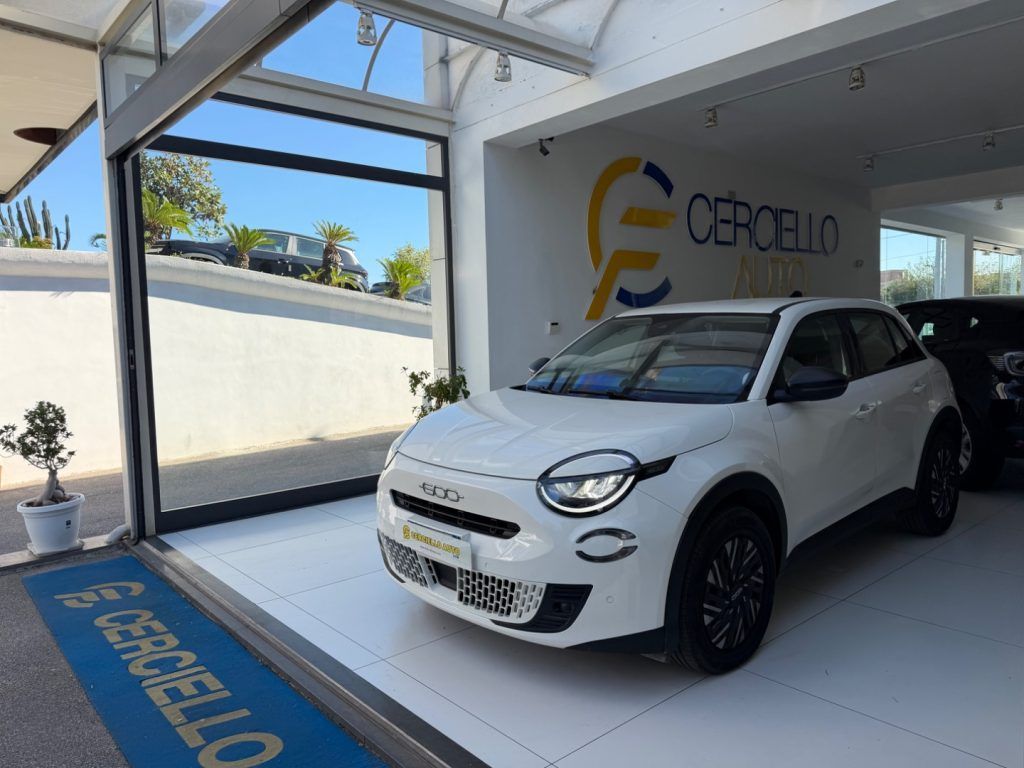 Fiat 600 Hybrid 100 CV DCT MHEV tua da e219,00 m imagem 3