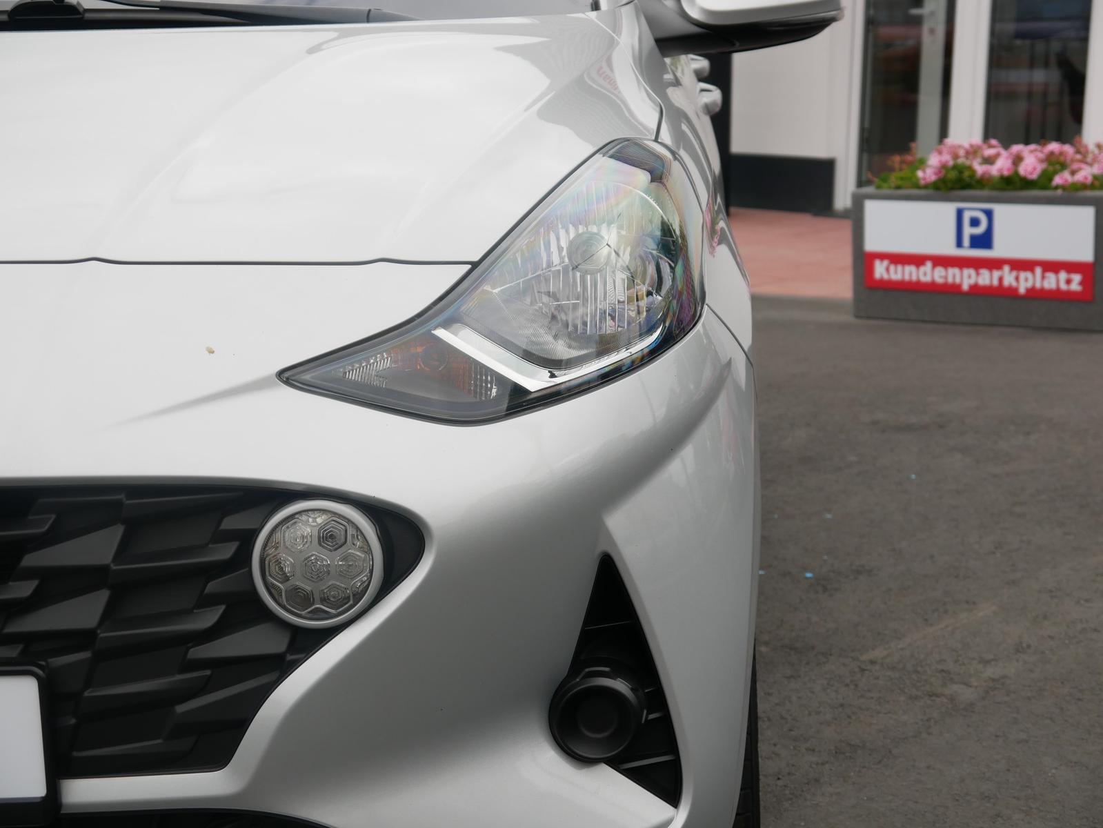 Hyundai i10 1.0 Trend Sitzheizung Tempomat Spurhalte PDC