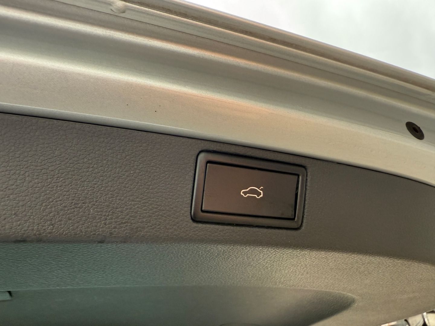 SKODA Scala 1.5 TSI EU6d DSG CarPlay SHZ RFK Alu LED - Image 23