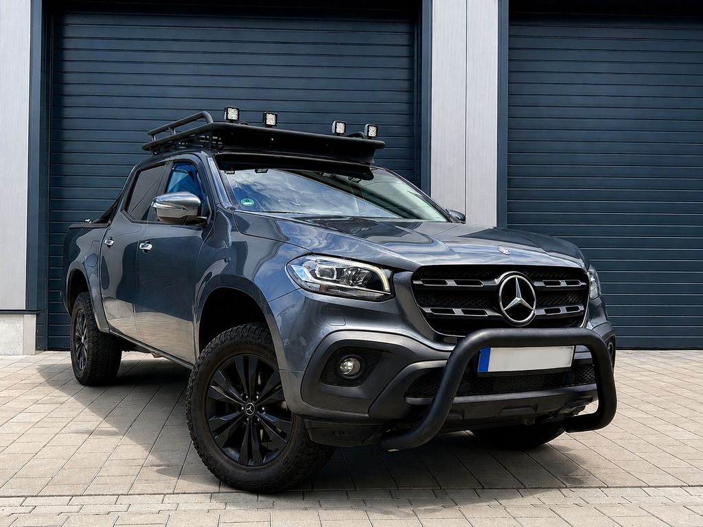 Mercedes-Benz X 250