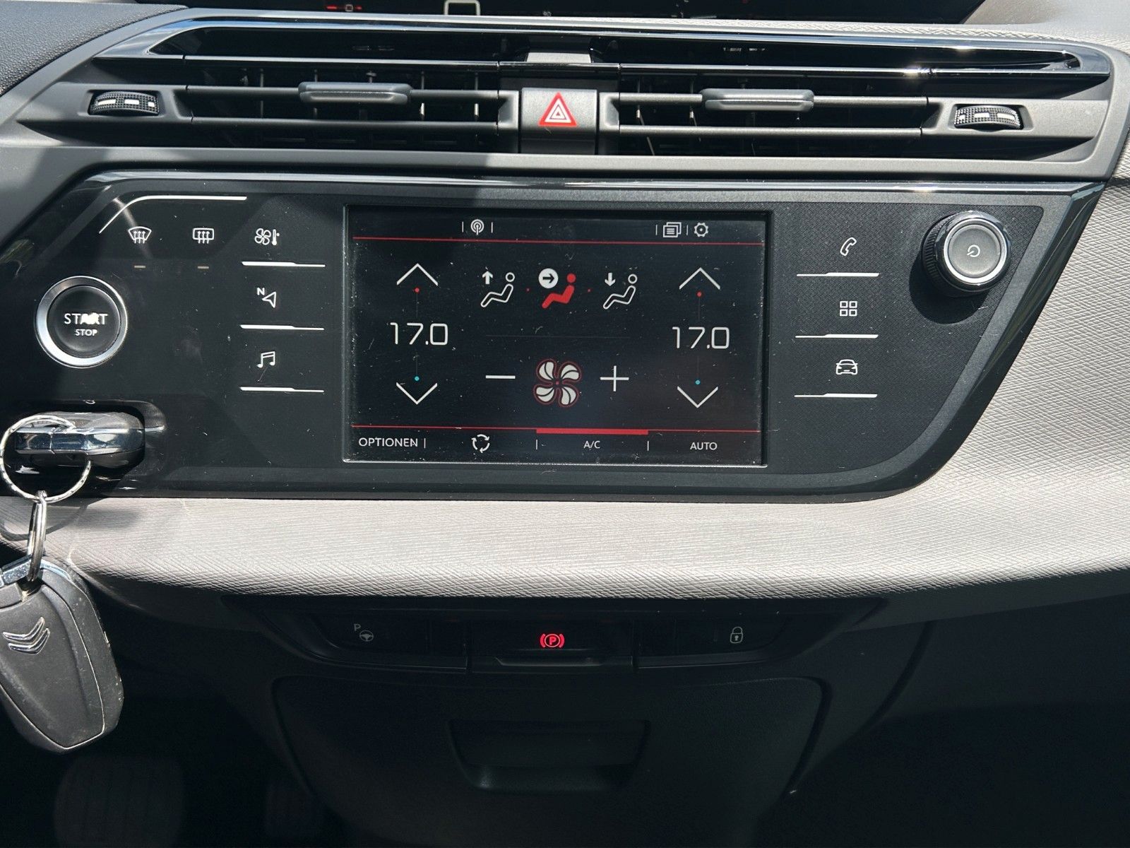 Fahrzeugabbildung Citroën C4 Picasso/Spacetourer Automatik/Navi/Kamara