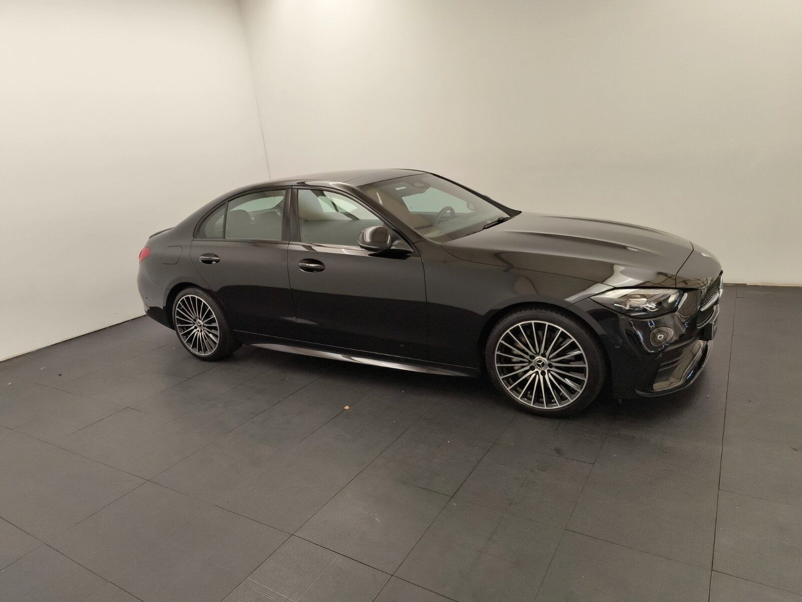 Mercedes-Benz C 200d AMG Advanced Pano Night 360° Burmester3D foto 4