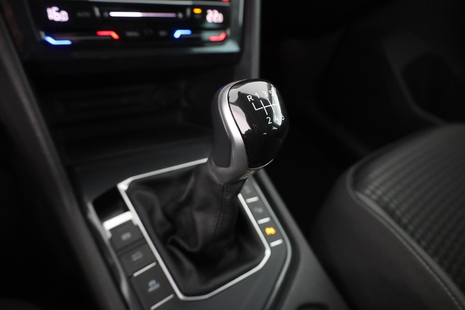 Volkswagen Tiguan 1.5 16V TSI Active LED Navi Totwinkel ACC, миниатюра 13