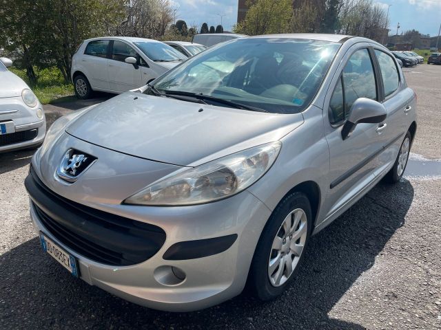 Peugeot 207 1.4 88CV 5p. ONE Line