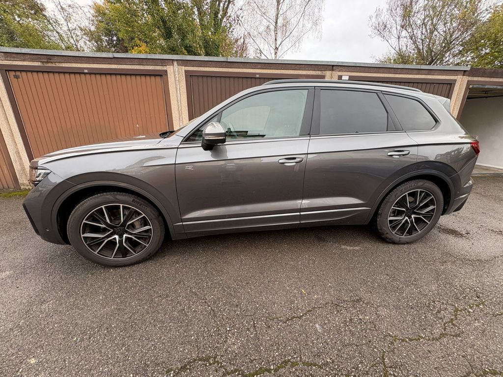 Image of Volkswagen Touareg