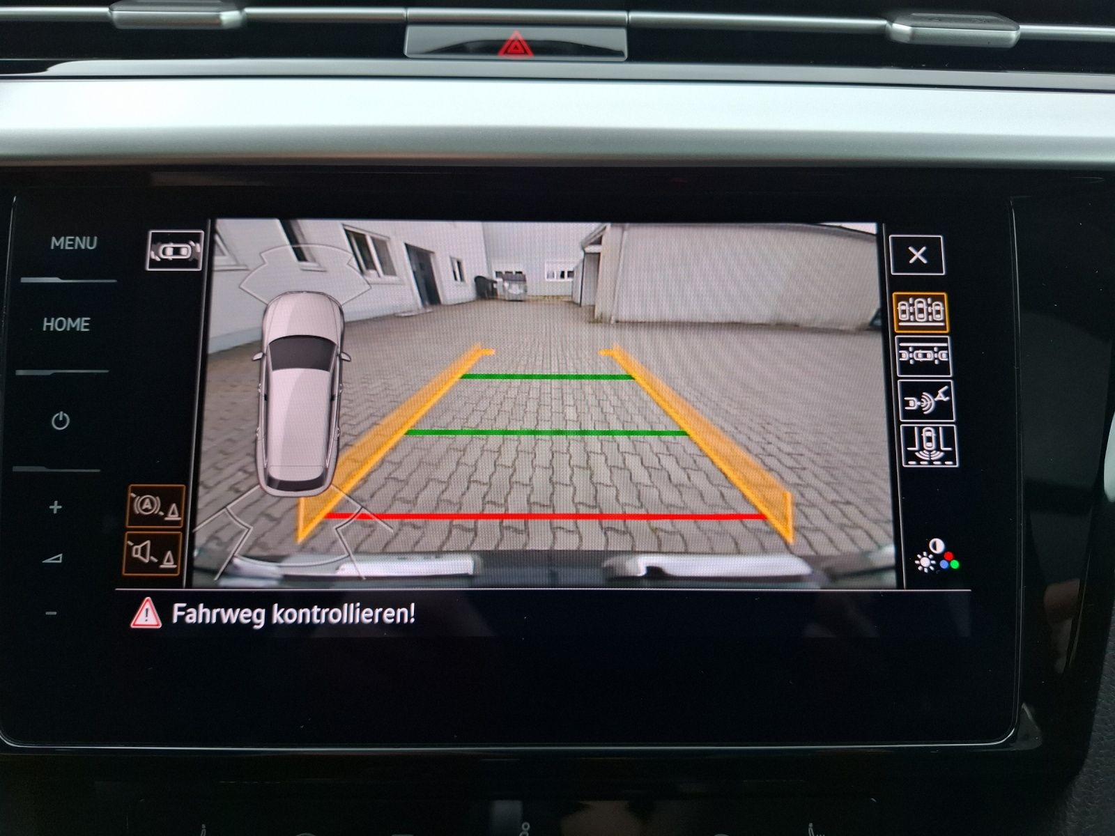 Fahrzeugabbildung Volkswagen Arteon SB TSI R-Line DSG Navi AID Pano ACC RFK S