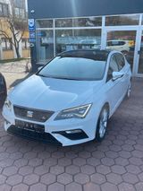 Seat Leon FR, DSG, Navi, BlackMatt, Full Link - Seat Leon mit Benzin-Antrieb: Weiß, Metallic, Limousine