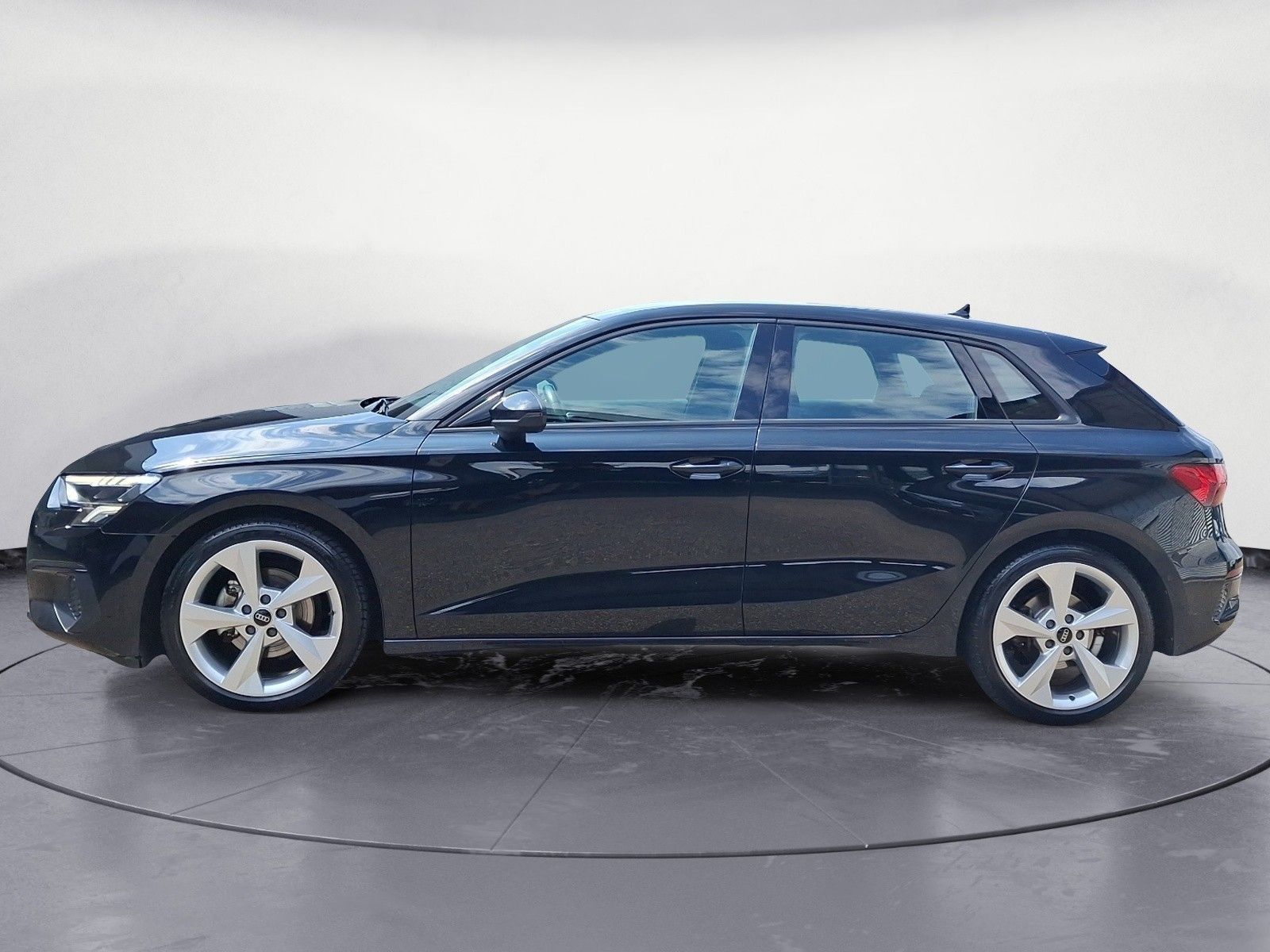 Audi A3 Sportback 35 TFSI S tronic imagem 3