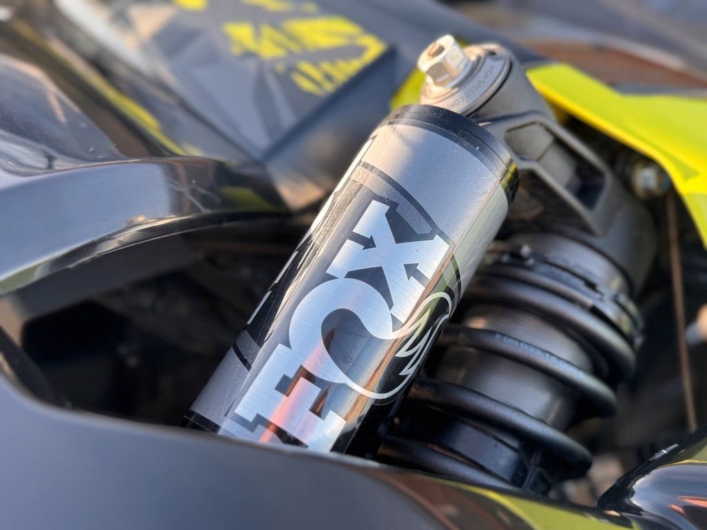 Fahrzeugabbildung Yamaha YXZ 1000 R SPORT SHIFT *LOF-ZULASSUNG !