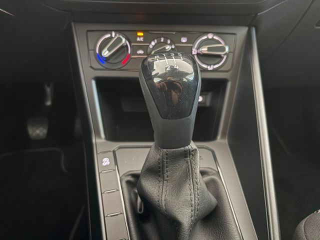 Polo  1.0 MPI LED KLI PDC KAM 3JGAR