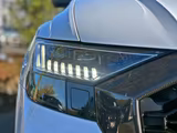 Audi RSQ8 qu KERAMIK B&OADV. NACHT AHK PANO CARBON - weiße Audi RSQ8
