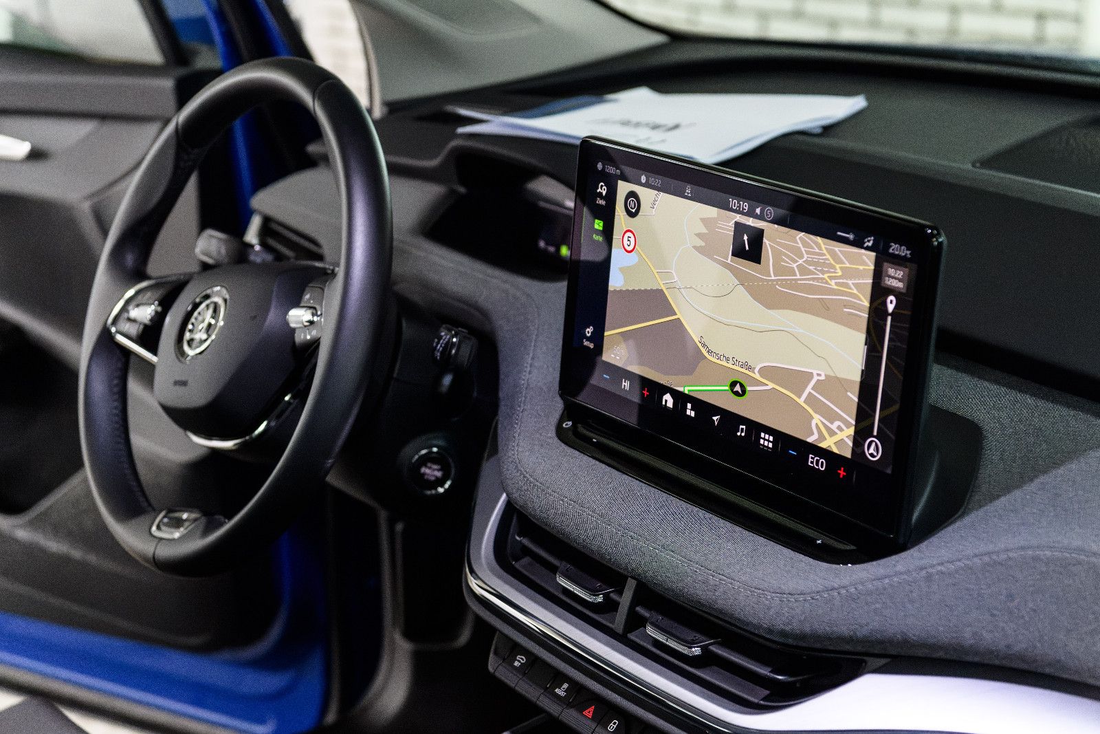 Fahrzeugabbildung SKODA Enyaq 50 NAVI+LED+RFK