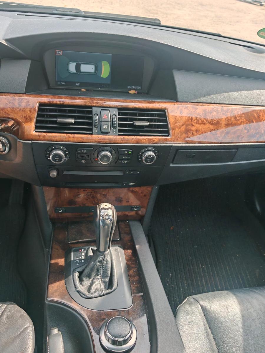 BMW 525 2006 — photo 21
