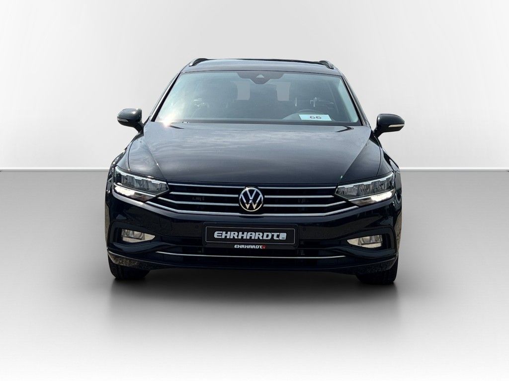 Volkswagen Passat Variant - Bild 2