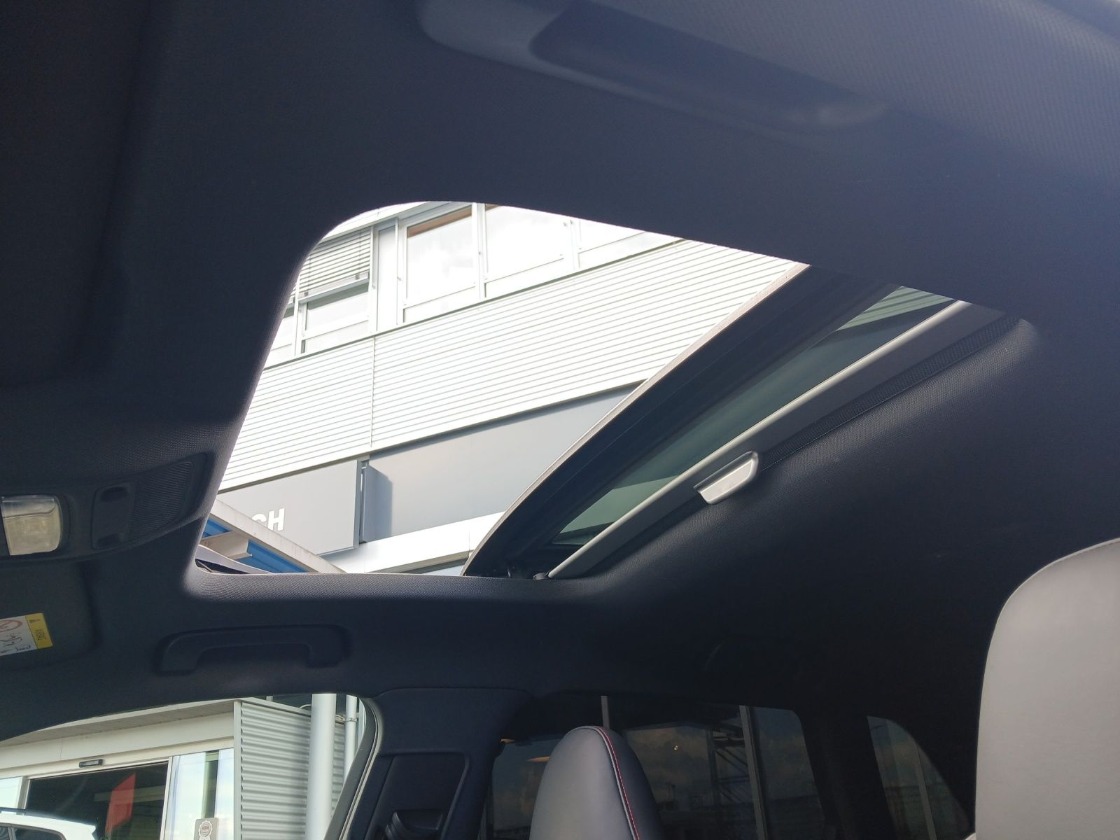Fahrzeugabbildung Audi RS 3 Sportback quattro S-tronic Matrix Navi AVC