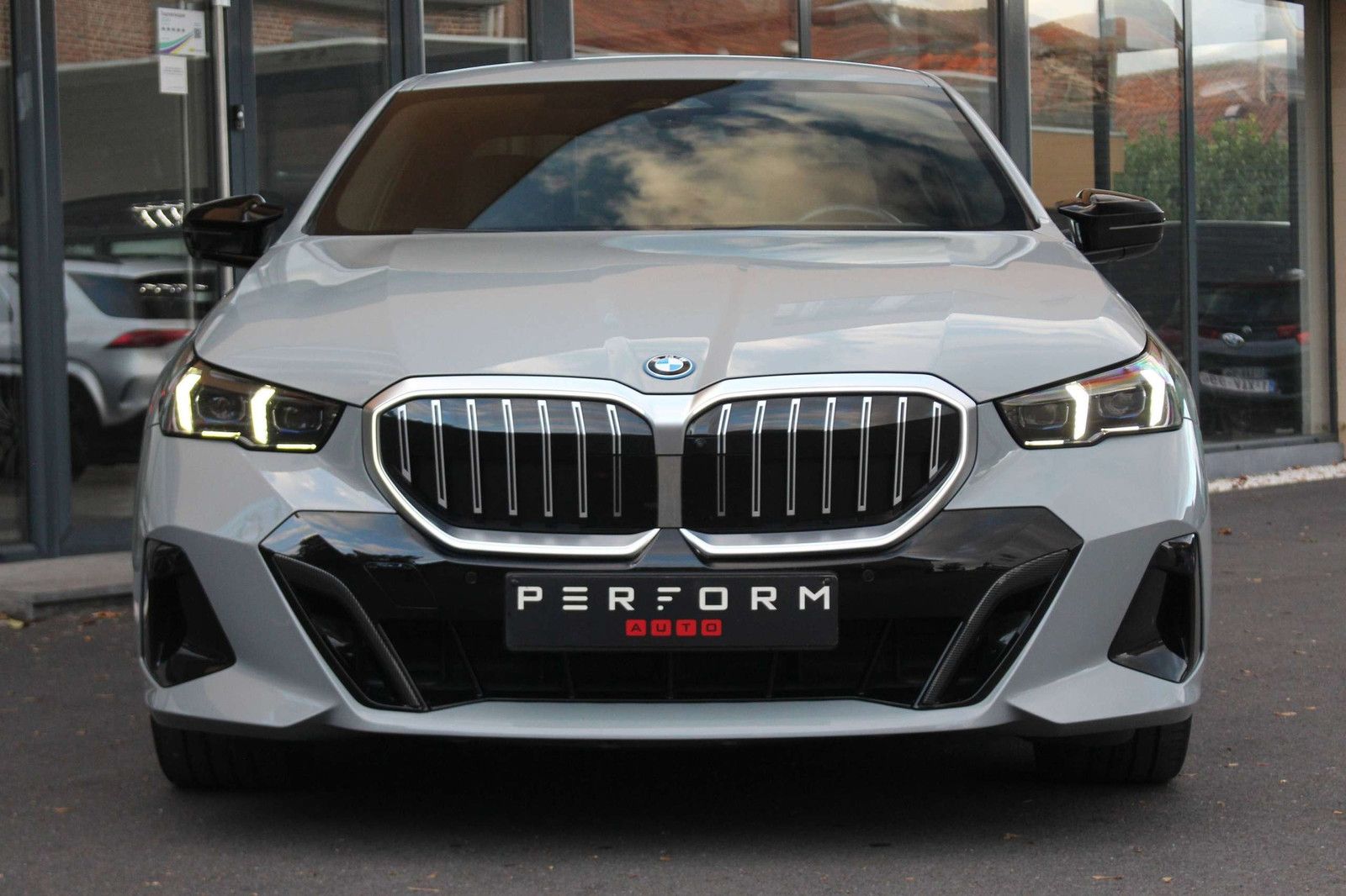 BMW i5 eDrive40*M-SPORT*340PK*DRIVING ASSISTANT PRO* imagem 2