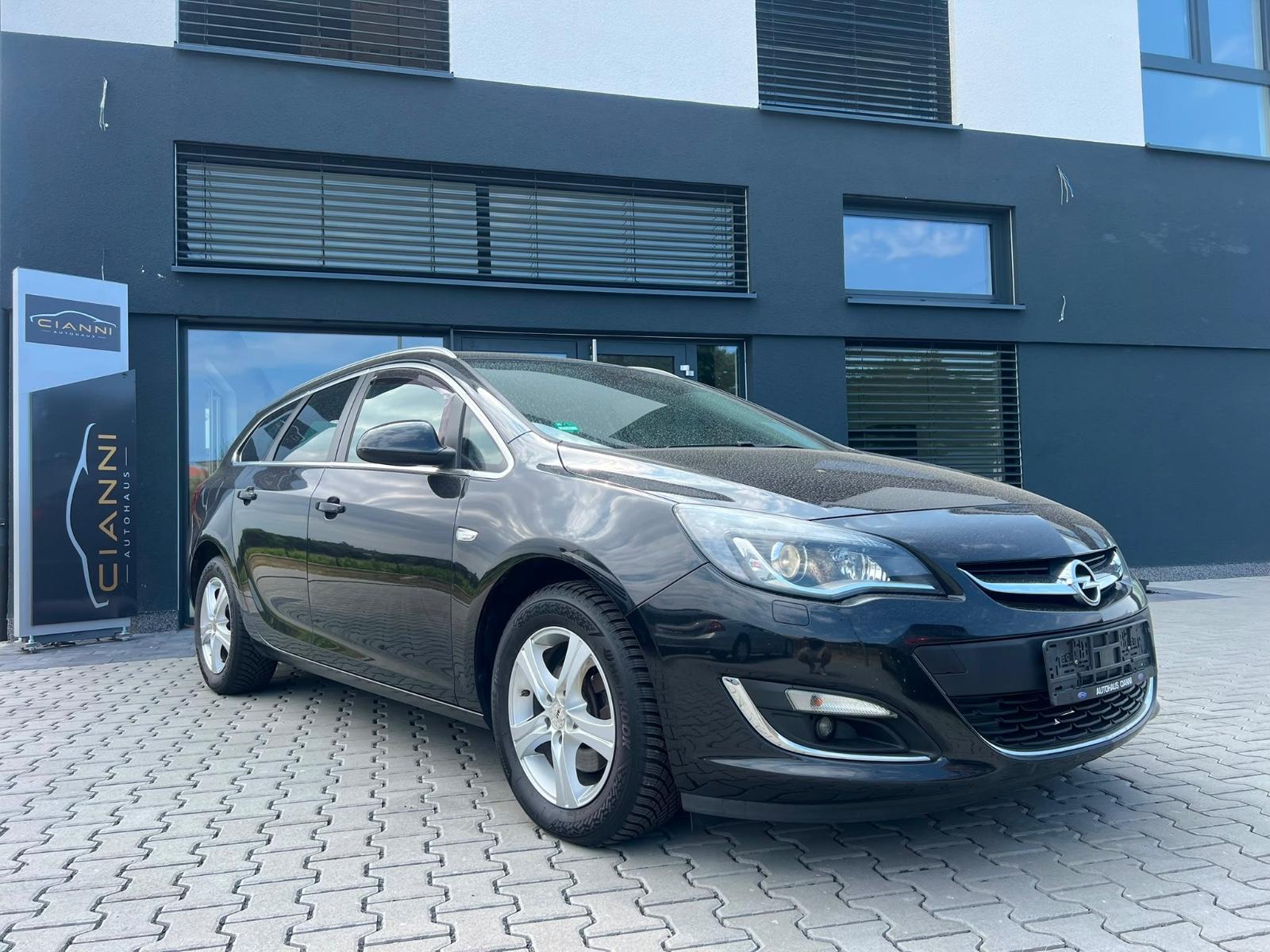 Opel Astra J Sports Tourer Exklusiv** TOP ZUSTAND **