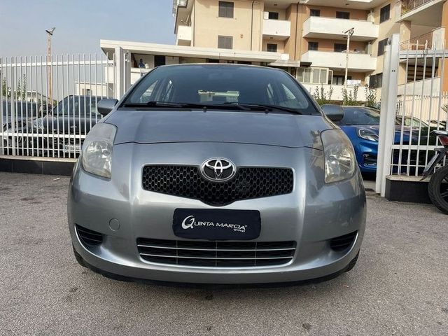 Toyota Yaris Yaris sol 1.0 5 porte / NEOPATENTAT