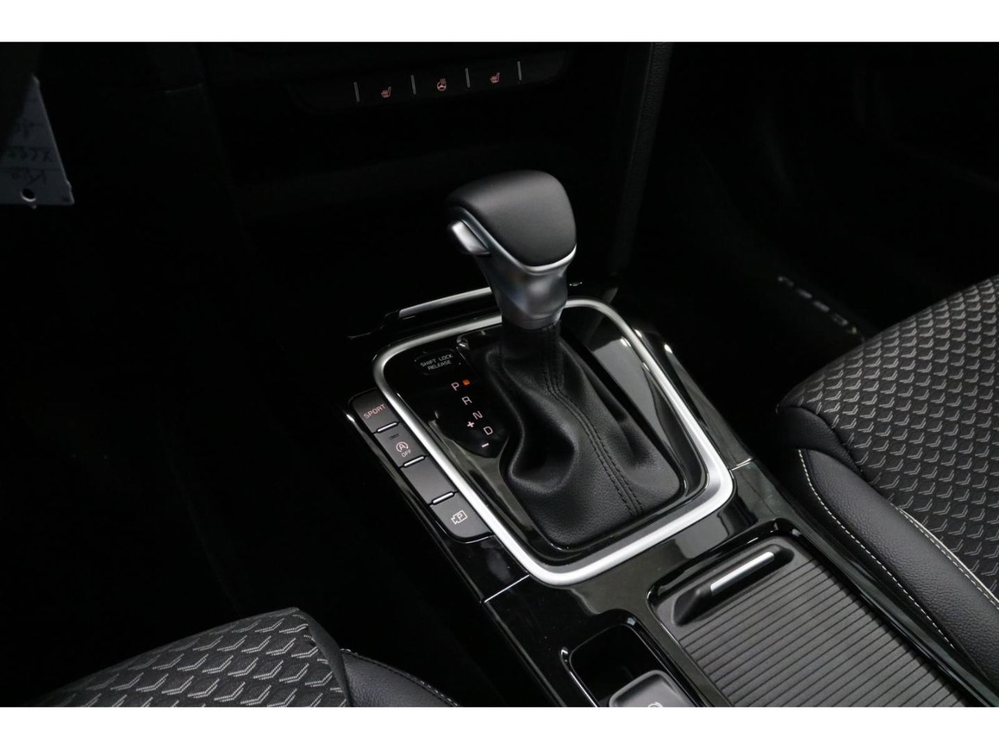 Fahrzeugabbildung Kia XCeed Vision 1.5 Kamera PDC Navi LED Tempomat