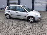 Ford Fiesta 1.3 16V Ghia KLIMA - Ford Fiesta aus 2003: Ghia
