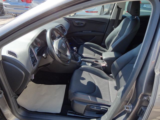 Fahrzeugabbildung Seat Leon FR/1.Hd/LED/150PS/Navi/SitzH/PDC/
