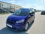 Ford Tourneo Courier 1.5 tdci 75cv titanium E6 - Ford Tourneo Courier Titanium mit Diesel-Antrieb